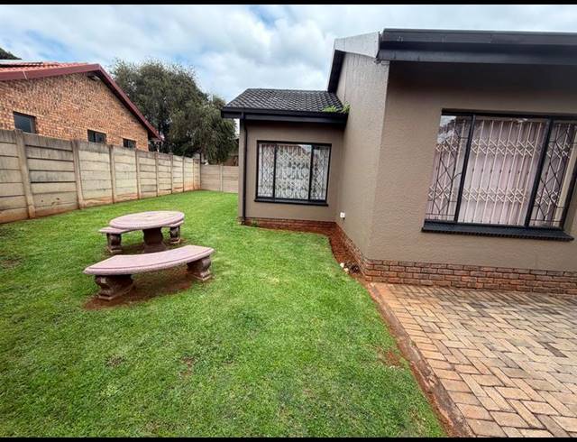 3 BEDROOM HOUSE FOR SALE IN KANONKOP